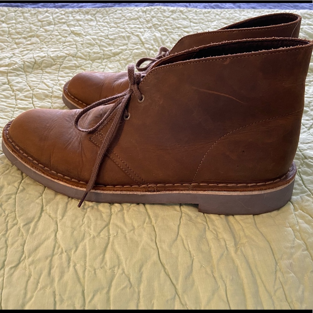 Clarks Chukka Boots 10.5M